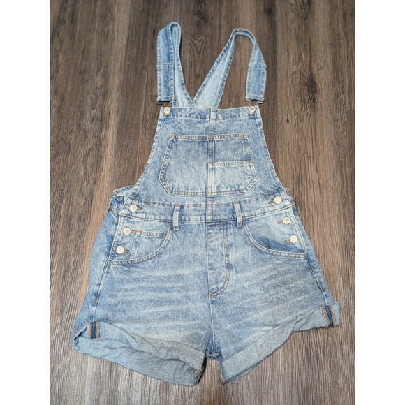 We The Free Denim Overalls Shorts Women's XS Light Wash Casual - Picture 1 of 4